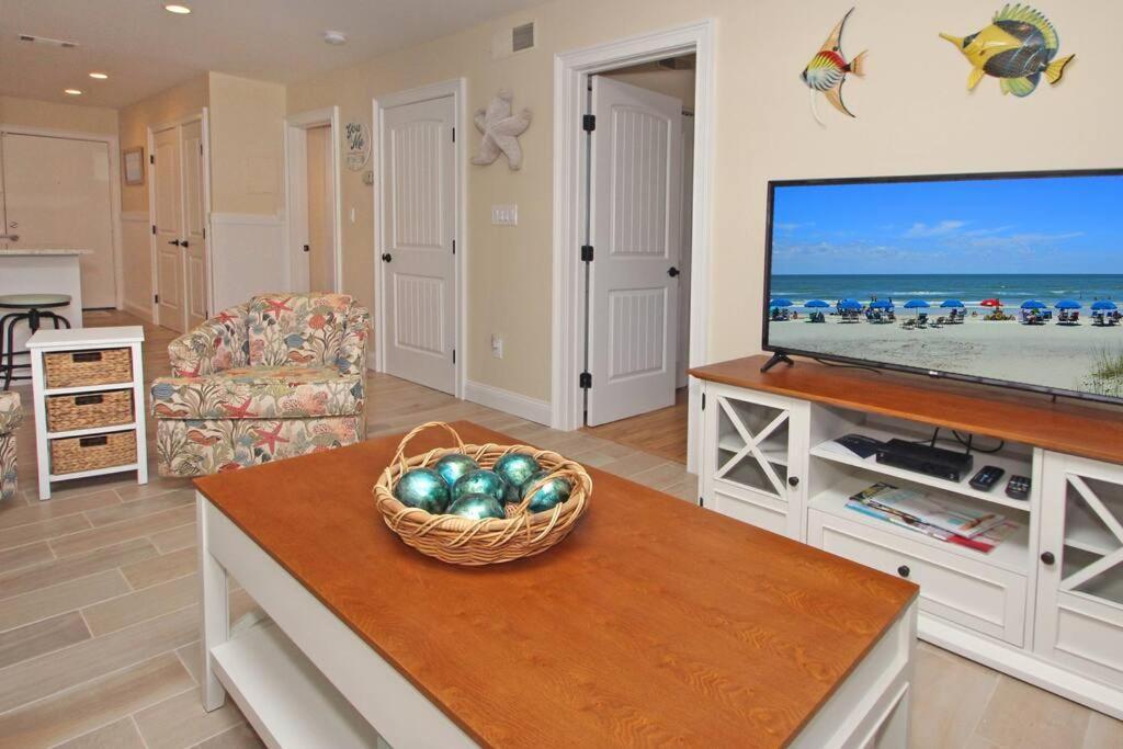Cute 2 Bedroom, 2 Bath Condo At Folly Field Beach ヒルトンヘッドアイランド エクステリア 写真